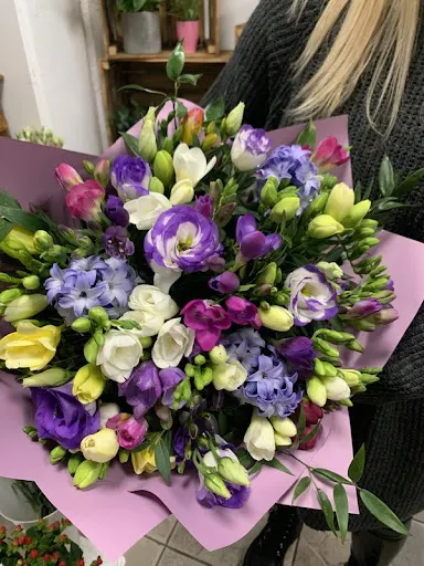 KWIACIARNIA Katarzyna Grabowska - Wolny. KWIATY. WIĄZANKI. WROCŁAW